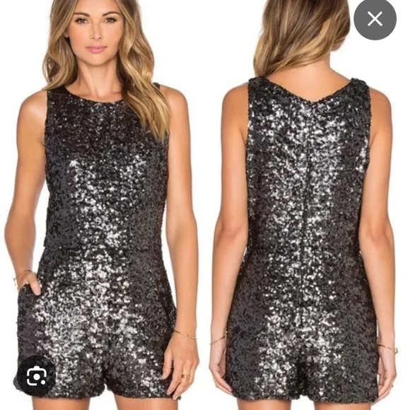 NWT BB DAKOTA Callan sequence romper shorts size 6 - Picture 3 of 6